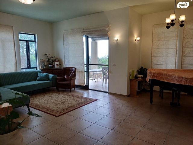 בית פרטי/ קוטג', מי עמי, מי עמי, מי עמי