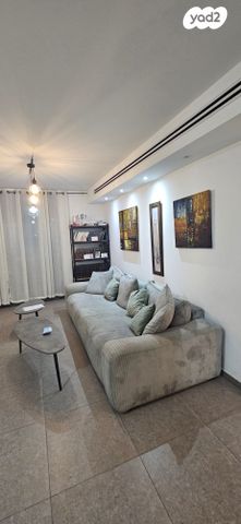 דירה, ש"י עגנון 9, נאות שמיר, יבנה