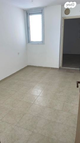 דירה, המעפילים 7, רובע ב', אשדוד