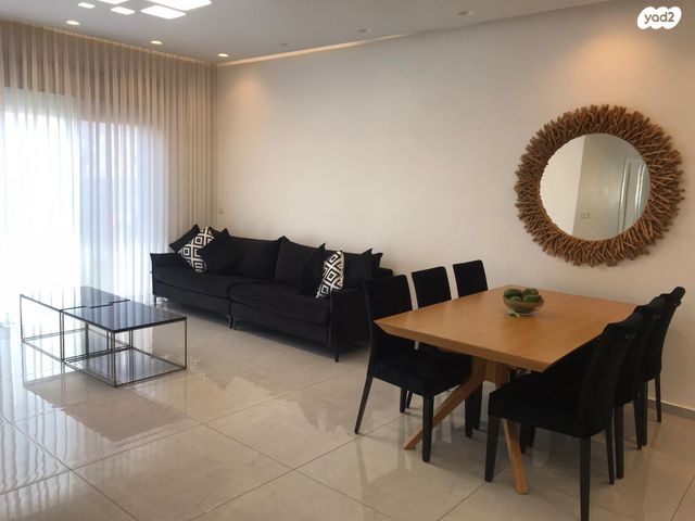 דירה, ענבים 2, רובע ט"ז, אשדוד