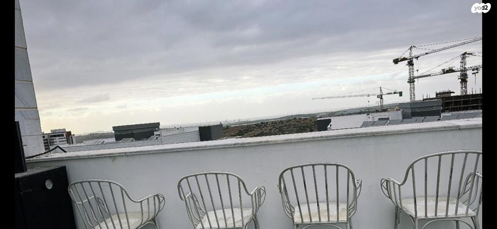 דירה, זלמן שזר 1, מורשת, מודיעין מכבים רעות