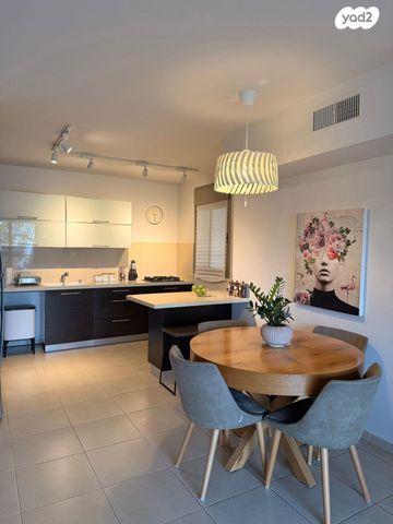 דירה, הפרדסים 6, וואלי, העמק, נס ציונה