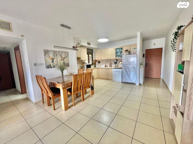 דירה, דרך דגניה 50, קרית השרון, נתניה