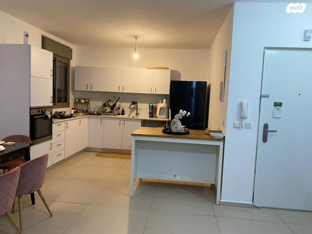 דירה, גפן 64, החורש, חריש