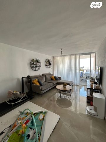 דירה, הרי גולן 11, רובע י"א, אשדוד