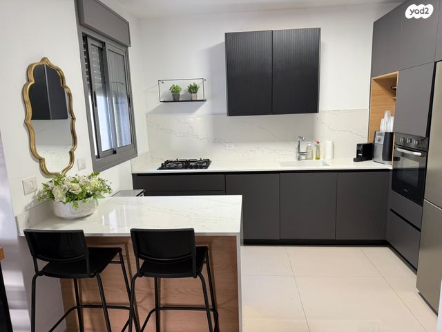 דירה, ש"י עגנון 12, משכנות האומנים, קרית מוצקין