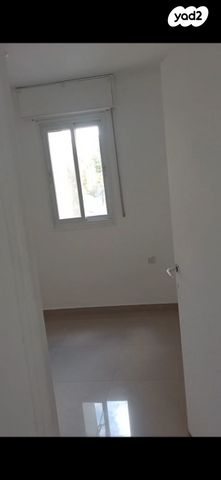 דירה, הנורית 11, עיר גנים, ירושלים