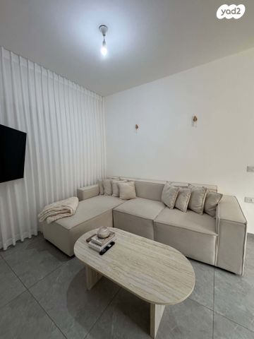 יחידת דיור, המשושים 69, רובע 11, קצרין