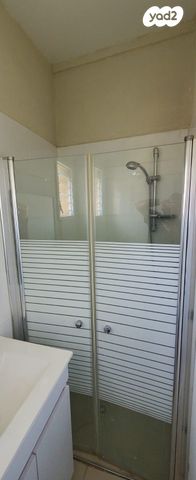 סטודיו/ לופט, אב 11, עזרא, הארגזים, תל אביב יפו