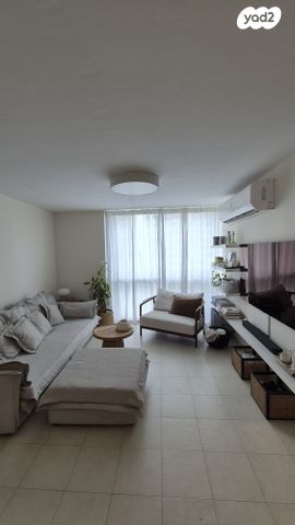 אליהו בית צורי 28