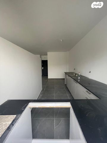 דירה, אדמונד סחייק 17, מלחה, מנחת, ירושלים