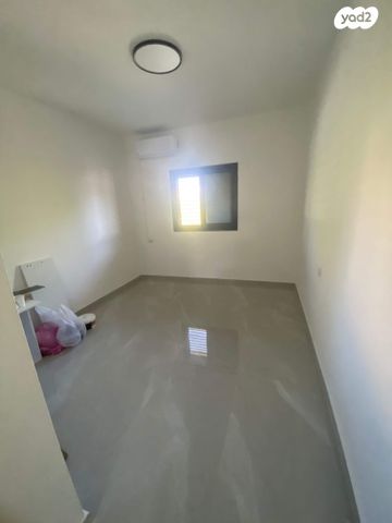 דירה, האצ"ל 18, שיכון ד', קרית שמונה