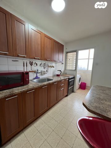 דירה, יקותיאל אדם 6, שיכון ד', קרית שמונה