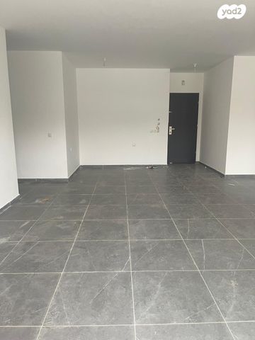 דירה, אדמונד סחייק 17, מלחה, מנחת, ירושלים