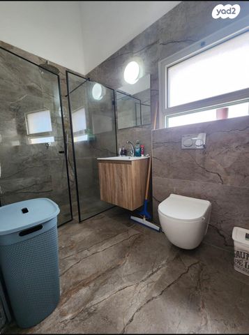 יחידת דיור, שביל כליל החורש 1, אשרת, אשרת