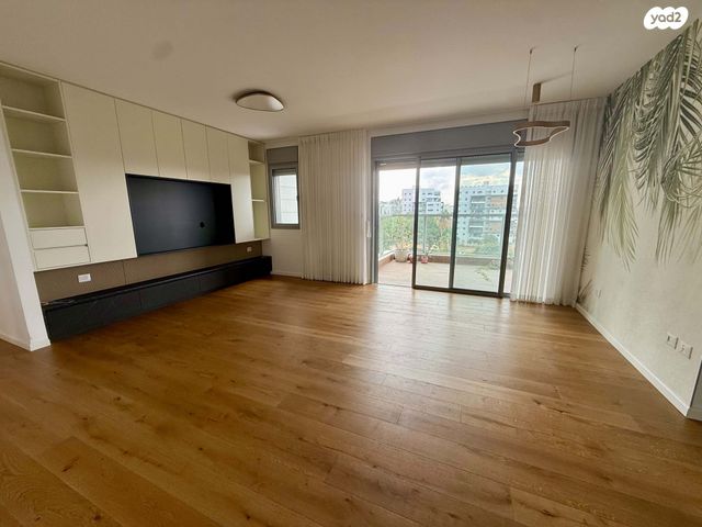 נתן אלתרמן 50