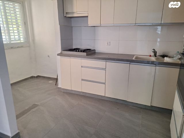 דירה, רחבעם זאבי 25, מרכז מזרחי, נס ציונה