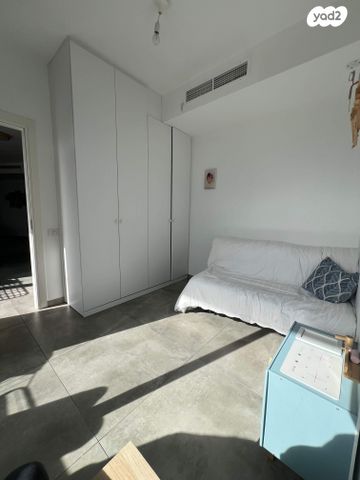 דירה, חביבה רייק 1, חרוזים, רמת גן