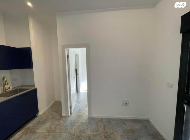 יחידת דיור, חכם שלום 17, מחנה יהודה - לב העיר, ירושלים