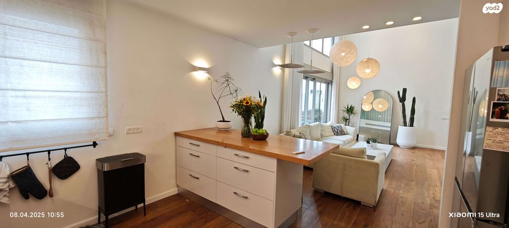 דופלקס, הרב יעקב טראב 8, עזרא, הארגזים, תל אביב יפו