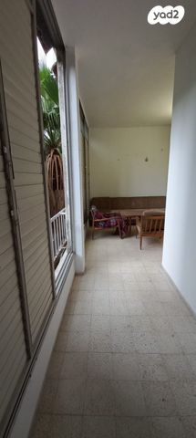 דירה, פבזנר 3, הדר מרכז, חיפה