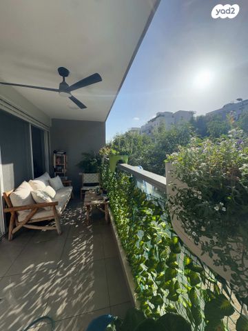 דירה, קרן היסוד 18, נווה דוד רמז, רעננה