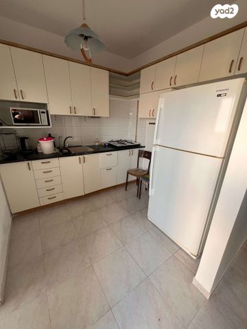 דירה, לוטם 3, שאר העיר, קרית עקרון