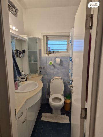 דירה, רמב"ם 8, הדר, רמת השרון