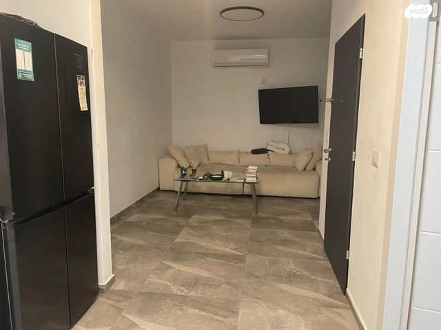 דירה, ירמיהו 11, אג"ש, רמלה