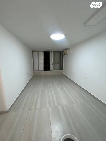 כ"ט בנובמבר 23