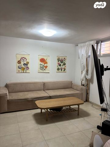 יחידת דיור, גלגל המזלות 1, מתחם 11, הוד השרון