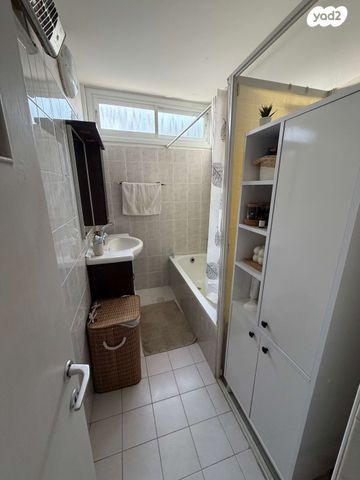 דירה, יוספטל 86, רמת הנשיא, בת ים