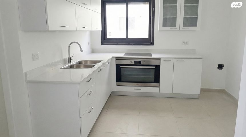 דירה, לאה גולדברג 6, צפון נס ציונה, נס ציונה