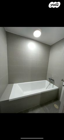 דירה, דרך ארץ 44, עיר היין, אשקלון