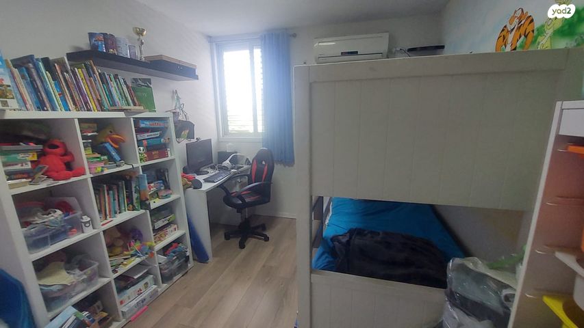 דירה, ההגנה 89, קרית ויצמן, רעננה