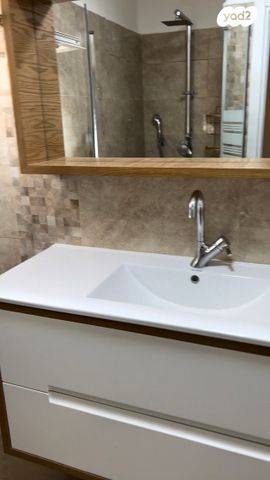 דירה, מוהליבר 32, מכב"י, יהוד מונוסון