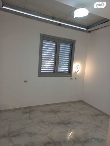 יחידת דיור, הרב נורוק 4, קרית הרצוג, בני ברק