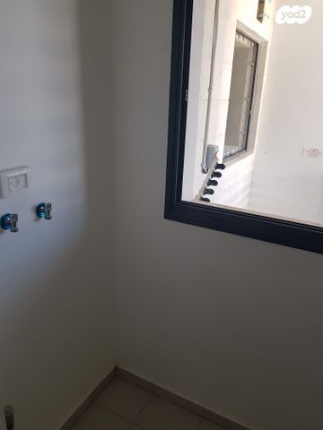 דירה, שרה אהרונסון 12, מורשת, מודיעין מכבים רעות