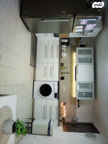 יחידת דיור, מוריס בורג'ס מונורי 14, פסגת זאב, ירושלים