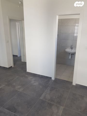 דירה, שרה אהרונסון 12, מורשת, מודיעין מכבים רעות