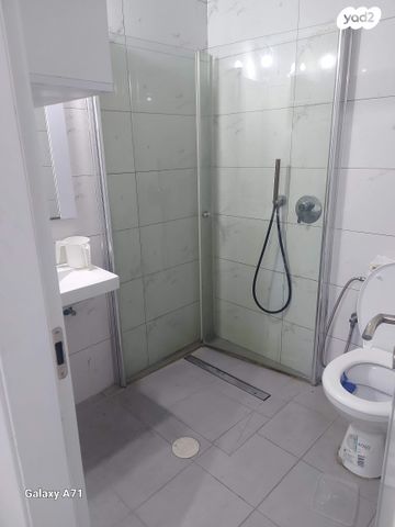 יחידת דיור, מנוחה ונחלה 49, א' / צפון מזרח העיר, רחובות