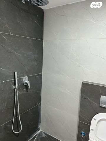 דירה, רב צעיר 15, קרית משה, ירושלים