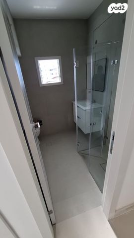 דירה, אחד העם 4, א' / צפון מזרח העיר, רחובות