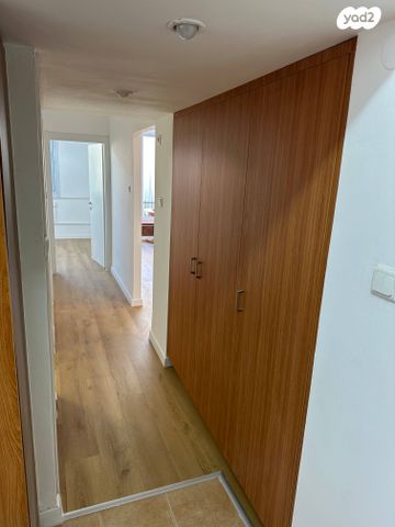 דירה, שדרות ירושלים 80, מרום נווה, רמת יצחק, רמת גן