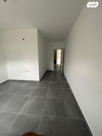 דירה, אדמונד סחייק 17, מלחה, מנחת, ירושלים