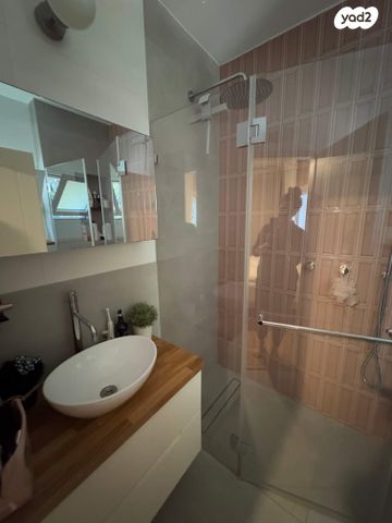 דירה, קרן היסוד 18, נווה דוד רמז, רעננה