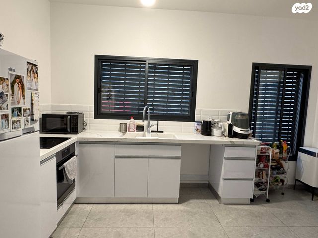 יחידת דיור, המשושים 69, רובע 11, קצרין