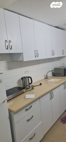 דירה, שדרות חיים וייצמן 4, צפון מזרח מרכז העיר, נתניה