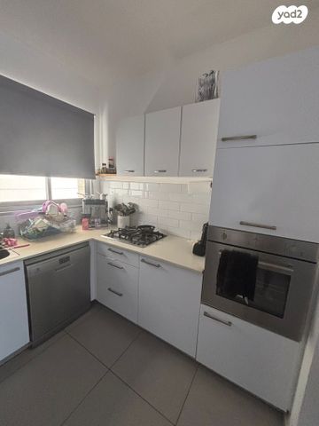 דירה, פרנץ קפקא 4, המשתלה, תל אביב יפו