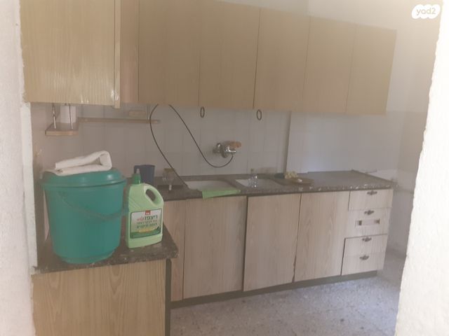 דירה, פרץ נפתלי 13, לב המושבה / מרכז העיר, פתח תקווה